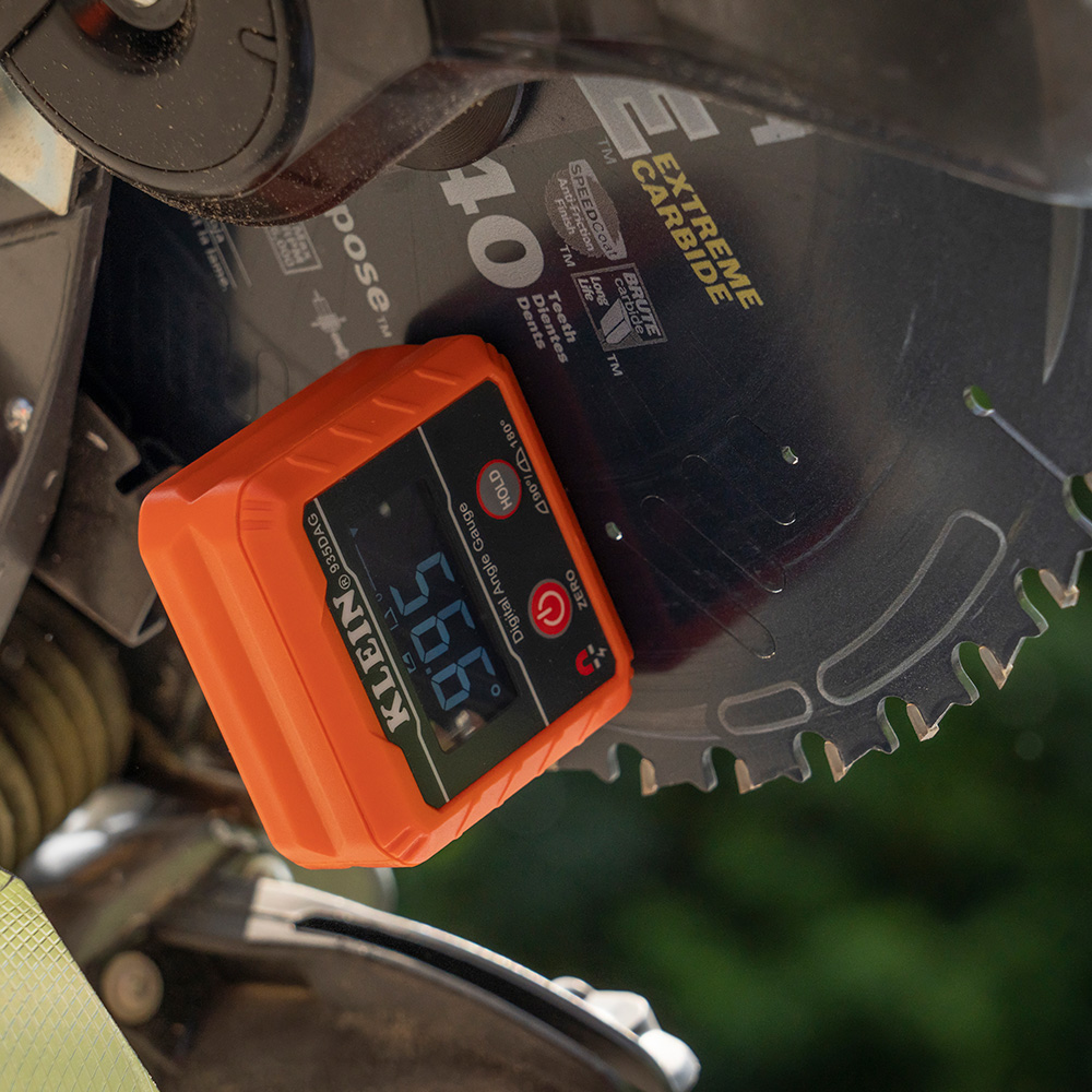 Digital Angle Gauge and Level - Image 8